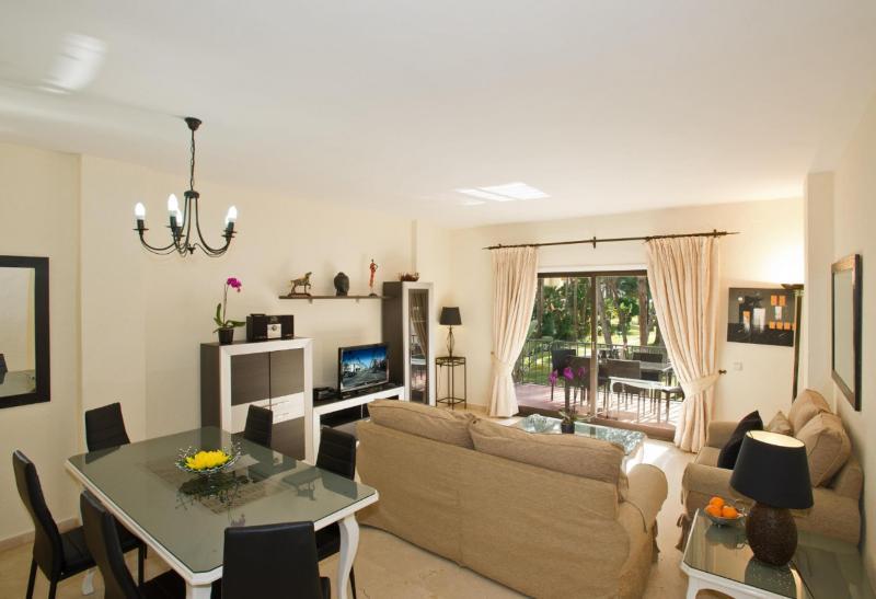 Apartment In Marbella Malaga 102959 Guadalmina Екстериор снимка